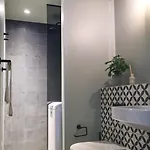 דירה Elegant In The Middle Of *