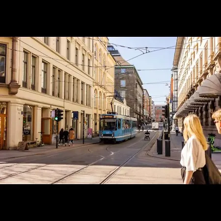 Elegant In The Middle Of Lejlighed